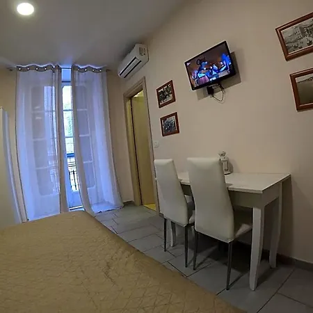 248 Bed & Breakfast