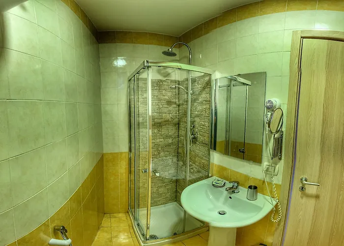 Nocleg ze śniadaniem 248