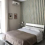Bed & Breakfast 248