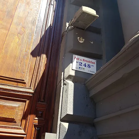 248 Bed & Breakfast 3*