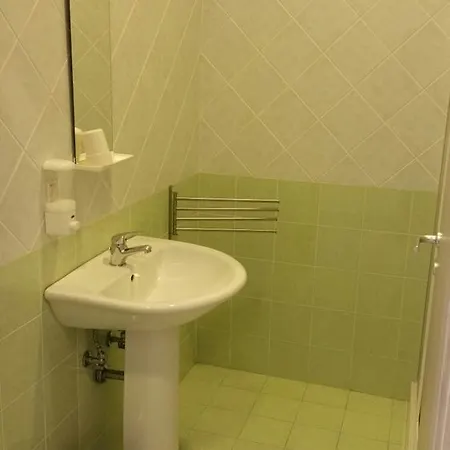 248 Bed and Breakfast 3*