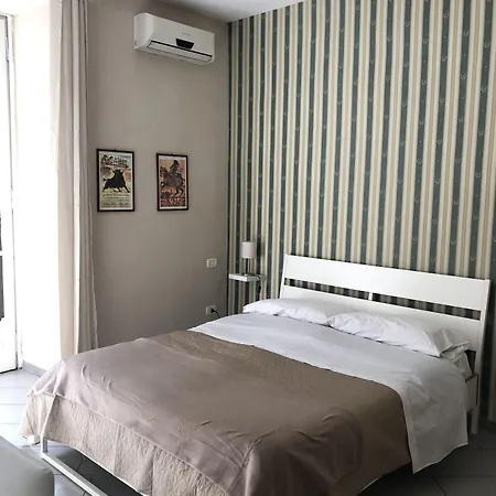 Bed and Breakfast 248